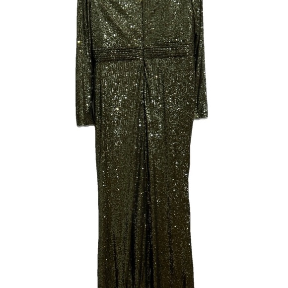 Mac Duggal Gown Size 12 - Picture 6 of 6